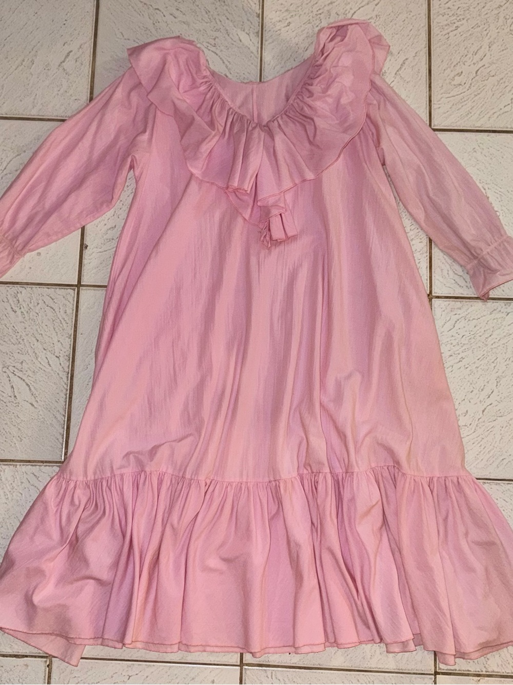 Vintage pink dress by Bardinella Designs